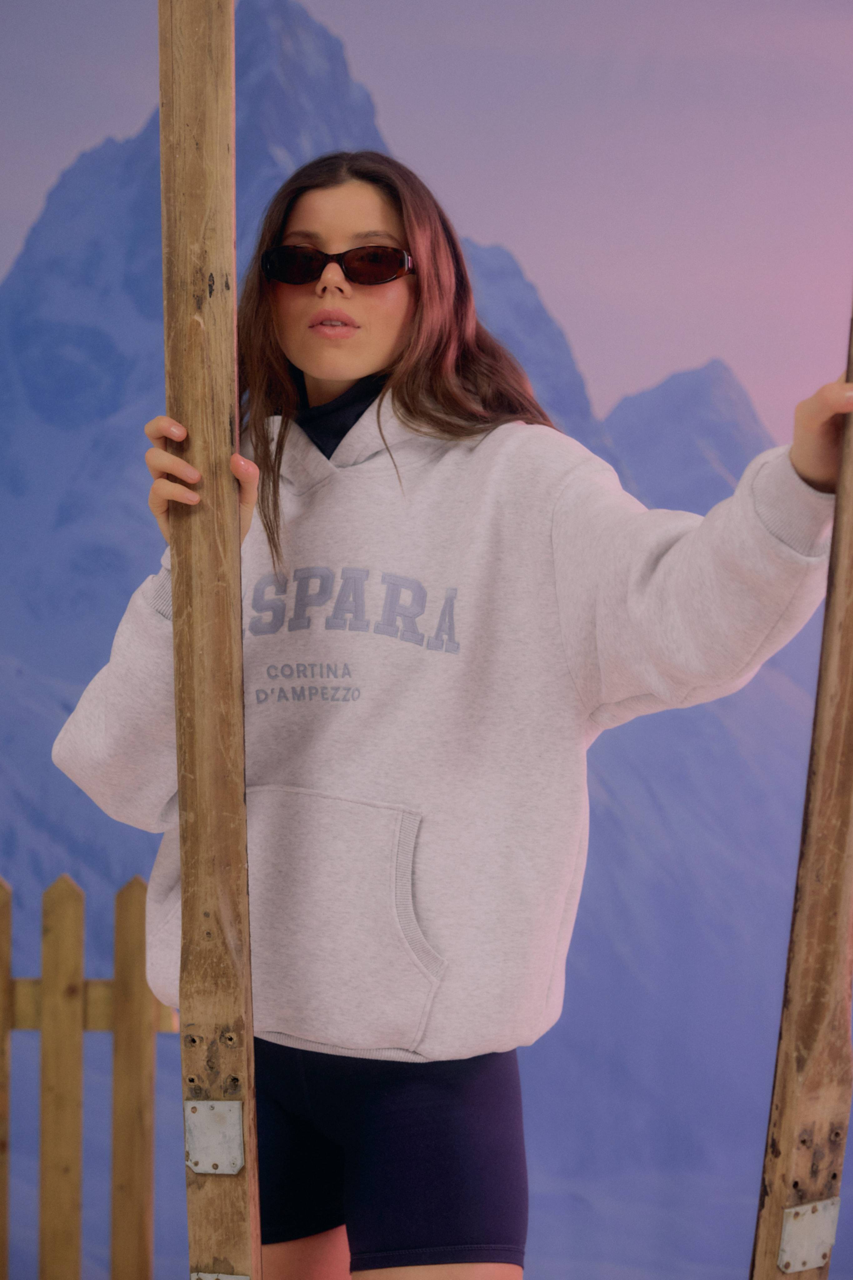 W. Cortina Hoodie - Grey/Vintage Blue